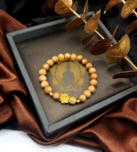 Vòng trầm đơn Indo tự nhiên mix sen vàng manh