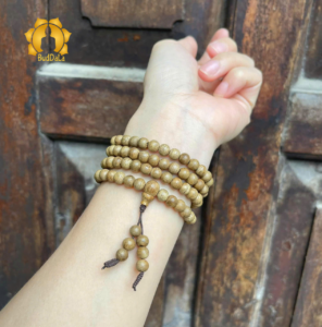 Vòng trầm hương 108 hạt rừng thiên nhiên