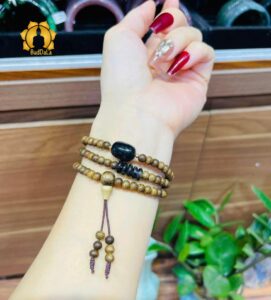 Vòng Trầm hương 108 hạt rừng Việt Nam mix lu thống + ngũ điếu dòng đá tự nhiên